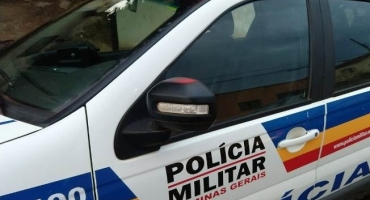 Homens armados roubam dinheiro e documentos em Patos de Minas