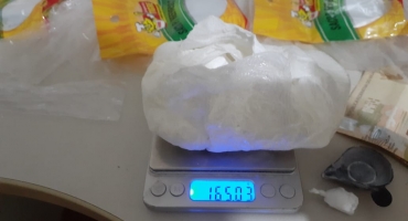 PM de Carmo do Paranaíba apreende grande quantidade de cocaína e encaminha suspeito de tráfico para a delegacia PM de Carmo do Paranaíba apreende grande quantidade de cocaína e encaminha suspeito de tráfico para a delegacia