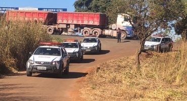 Polícia Militar de Patos de Minas encerra festa rave com cerca de 200 pessoas Polícia Militar de Patos de Minas encerra festa rave com cerca de 200 pessoas