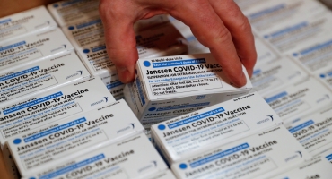 Patos de Minas recebe 5229 doses de vacinas contra COVID-19, 1170 doses são da Janssen