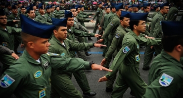 Alistamento militar é prorrogado até 31 de agosto Alistamento militar é prorrogado até 31 de agosto