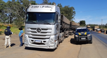 Motorista de rodotrem que andou 2,5 mil quilômetros sem descanso é parado pela PRF Motorista de rodotrem que andou 2,5 mil quilômetros sem descanso é parado pela PRF