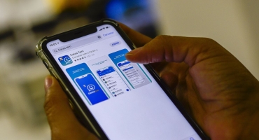 Caixa e Whatsapp fecham parceria para envio de mensagens sobre auxílio Caixa e Whatsapp fecham parceria para envio de mensagens sobre auxílio