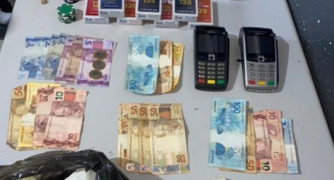 Seis pessoas são detidas por envolvimento em jogos de azar em Patos de Minas Seis pessoas são detidas por envolvimento em jogos de azar em Patos de Minas