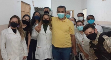 Ressocialização: Paciente psiquiátrico que estava preso em Uberlândia há sete anos, reencontra família no Ceará 