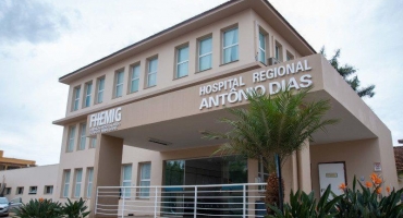 Hospital Regional comunica superlotação e pede prudência no envio de pacientes na chamada vaga zero Hospital Regional comunica superlotação e pede prudência no envio de pacientes na chamada vaga zero
