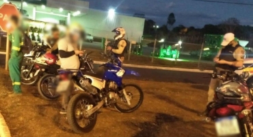 PM de Patos de Minas intensifica fiscalização de adulteração em escapamentos de motocicletas PM de Patos de Minas intensifica fiscalização de adulteração em escapamentos de motocicletas
