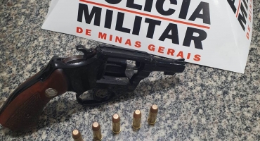 Após denúncia PM de Lagoa Formosa apreende arma de fogo com indivíduo que frequentava bar Após denúncia PM de Lagoa Formosa apreende arma de fogo com indivíduo que frequentava bar