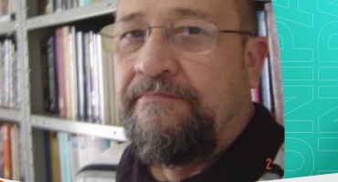 Professor do UNIPAM lançará livro nesta sexta-feira Professor do UNIPAM lançará livro nesta sexta-feira