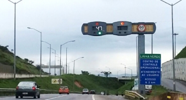 Estradas mineiras ficarão mais seguras com 598 novos radares de velocidade Estradas mineiras ficarão mais seguras com 598 novos radares de velocidade