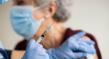 Terceira dose contra COVID-19 começa ser aplicada no sábado (25) em Patos de Minas Terceira dose contra COVID-19 começa ser aplicada no sábado (25) em Patos de Minas