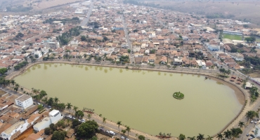 Primavera chega com temperaturas elevadas em Lagoa Formosa e Alto Paranaíba Primavera chega com temperaturas elevadas em Lagoa Formosa e Alto Paranaíba