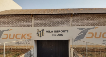 Hipermercado será instalado na atual sede do estádio do Vila em Patos de Minas Hipermercado será instalado na atual sede do estádio do Vila em Patos de Minas