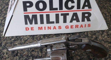 Lagoa Formosa: durante manutenção em arma de fogo homem atira contra a própria perna Lagoa Formosa: durante manutenção em arma de fogo homem atira contra a própria perna