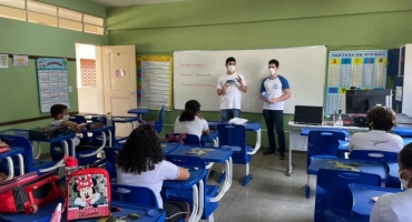 Alunos do curso de Medicina do UNIPAM realizam palestras de conscientização sobre COVID-19 em Patos de Minas Alunos do curso de Medicina do UNIPAM realizam palestras de conscientização sobre COVID-19 em Patos de Minas