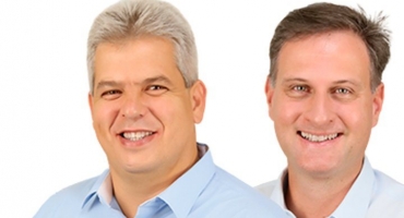 Justiça determina cassação de diplomas do Prefeito e vice de Guimarânia Justiça determina cassação de diplomas do Prefeito e vice de Guimarânia