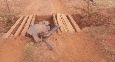 Moradores reclamam de situação precária de mata-burros que ficam na região de Cabeceira do Areado no município de Patos de Minas Moradores reclamam de situação precária de mata-burros que ficam na região de Cabeceira do Areado no município de Patos de Minas