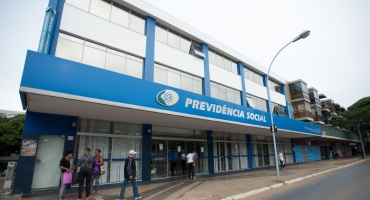 Prova de vida para segurados do INSS é suspensa até fim do ano Prova de vida para segurados do INSS é suspensa até fim do ano