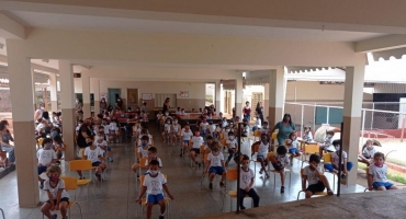 Polícia Militar forma mais 46 alunos no PROERD em Patos de Minas Polícia Militar forma mais 46 alunos no PROERD em Patos de Minas