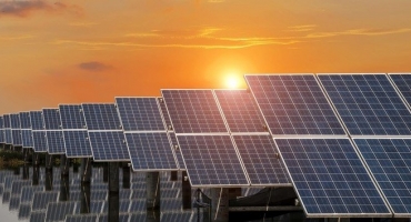 Instalações solares em residências crescem 2.000% no Brasil Instalações solares em residências crescem 2.000% no Brasil