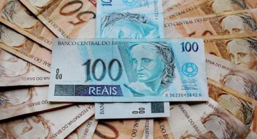 Governo do Estado inicia o pagamento do Auxílio Emergencial Mineiro nesta quinta-feira (14/10) Governo do Estado inicia o pagamento do Auxílio Emergencial Mineiro nesta quinta-feira (14/10)