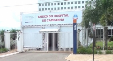 Tenda usada para atender pacientes com COVID-19 é desinstalada do Antigo Hospital de Campanha em Patos de Minas Tenda usada para atender pacientes com COVID-19 é desinstalada do Antigo Hospital de Campanha em Patos de Minas