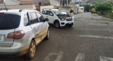 Lagoa Formosa: motorista avança parada obrigatória, causa acidente e idoso fica ferido Lagoa Formosa: motorista avança parada obrigatória, causa acidente e idoso fica ferido