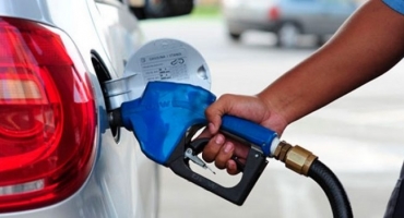 Minas reduz mais de 6,5% do ICMS sobre o diesel Minas reduz mais de 6,5% do ICMS sobre o diesel