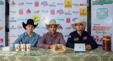 Competidor que já montou no rodeio da Festa do Feijão em Lagoa Formosa é campeão mundial de rodeio Competidor que já montou no rodeio da Festa do Feijão em Lagoa Formosa é campeão mundial de rodeio