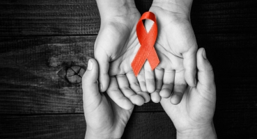 1º de dezembro - Dia Mundial de Luta Contra a Aids; pandemia que já dura 40 anos desacelera nos anos 2000 1º de dezembro - Dia Mundial de Luta Contra a Aids; pandemia que já dura 40 anos desacelera nos anos 2000