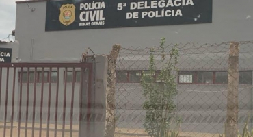 Homem é preso em Carmo do Paranaíba por crimes de estupro e ameaça Homem é preso em Carmo do Paranaíba por crimes de estupro e ameaça