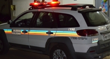 Homem esfaqueia irmão por desavenças e alcoolismo na cidade de Lagoa Formosa Homem esfaqueia irmão por desavenças e alcoolismo na cidade de Lagoa Formosa