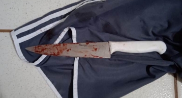 Mulher de 56 anos é esfaqueada por amásio em Lagoa Formosa e fica gravemente ferida Mulher de 56 anos é esfaqueada por amásio em Lagoa Formosa e fica gravemente ferida