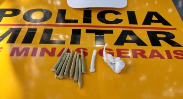 Cigarros de maconha são apreendidos durante abordagem da Polícia Rodoviária Cigarros de maconha são apreendidos durante abordagem da Polícia Rodoviária