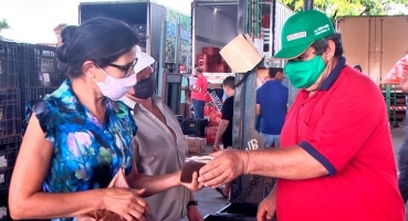 Produtora rural encontra carteira com mais de três mil reais e devolve ao dono em Patos de Minas Produtora rural encontra carteira com mais de três mil reais e devolve ao dono em Patos de Minas