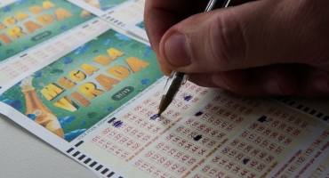 Com prêmio de R$ 350 milhões, apostas da Mega-Sena da Virada vão até o dia 31 de dezembro Com prêmio de R$ 350 milhões, apostas da Mega-Sena da Virada vão até o dia 31 de dezembro