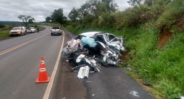 Menino de 6 anos morre em grave acidente ocorrido na BR-354 Menino de 6 anos morre em grave acidente ocorrido na BR-354