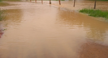 Enchentes causam transtornos aos moradores da zona rural de Lagoa Formosa Enchentes causam transtornos aos moradores da zona rural de Lagoa Formosa