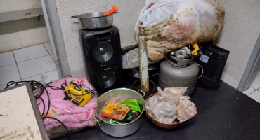 Materiais furtados na zona rural de Lagoa Formosa são recuperados pela Polícia Militar de Carmo do Paranaíba Materiais furtados na zona rural de Lagoa Formosa são recuperados pela Polícia Militar de Carmo do Paranaíba