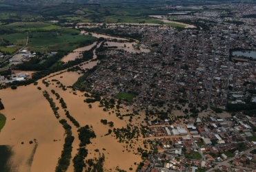 Central de Atendimento Social às Vítimas das Enchentes é criada em Patos de Minas
