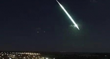Meteoro é visto nos céus do Alto Paranaíba, moradores relatam estrondo e tremor de terra