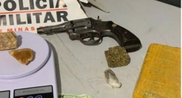 PM de Patos de Minas prende suspeitos de tráfico e posse ilegal de arma de fogo PM de Patos de Minas prende suspeitos de tráfico e posse ilegal de arma de fogo
