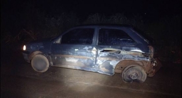 Condutora inabilitada provoca acidente envolvendo três veículos na MG-190 e ocupantes ficam feridos Condutora inabilitada provoca acidente envolvendo três veículos na MG-190 e ocupantes ficam feridos