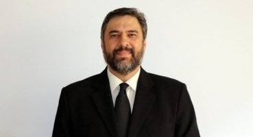 Prefeito de Carmo do Paranaíba apresenta defesa à Câmara e concede entrevista Prefeito de Carmo do Paranaíba apresenta defesa à Câmara e concede entrevista
