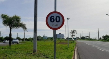 Radares da Avenida Marabá em Patos de Minas começam a multar veículos que desrespeitarem limites de velocidade Radares da Avenida Marabá em Patos de Minas começam a multar veículos que desrespeitarem limites de velocidade