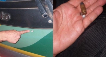 Motorista leva tiro no pé durante assalto a ônibus na BR-365 no município de Patrocínio Motorista leva tiro no pé durante assalto a ônibus na BR-365 no município de Patrocínio
