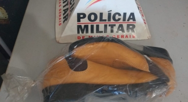 Mulher com mandado de prisão em aberto comete furto em residência na cidade de Lagoa Formosa Mulher com mandado de prisão em aberto comete furto em residência na cidade de Lagoa Formosa