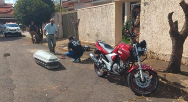 Homem é morto a tiros em Patos de Minas e suspeito teria sofrido tentativa de homicídio da vítima há poucos dias Homem é morto a tiros em Patos de Minas e suspeito teria sofrido tentativa de homicídio da vítima há poucos dias