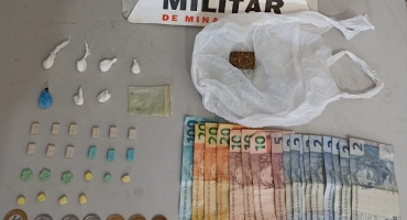 Suspeito de tráfico de drogas é detido pela PM de Patos de Minas em chácara às margens da BR-354 Suspeito de tráfico de drogas é detido pela PM de Patos de Minas em chácara às margens da BR-354