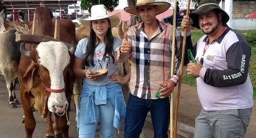 Carreata de Carros de Bois arrecada toneladas de alimentos para o Hospital do Amor de Barretos